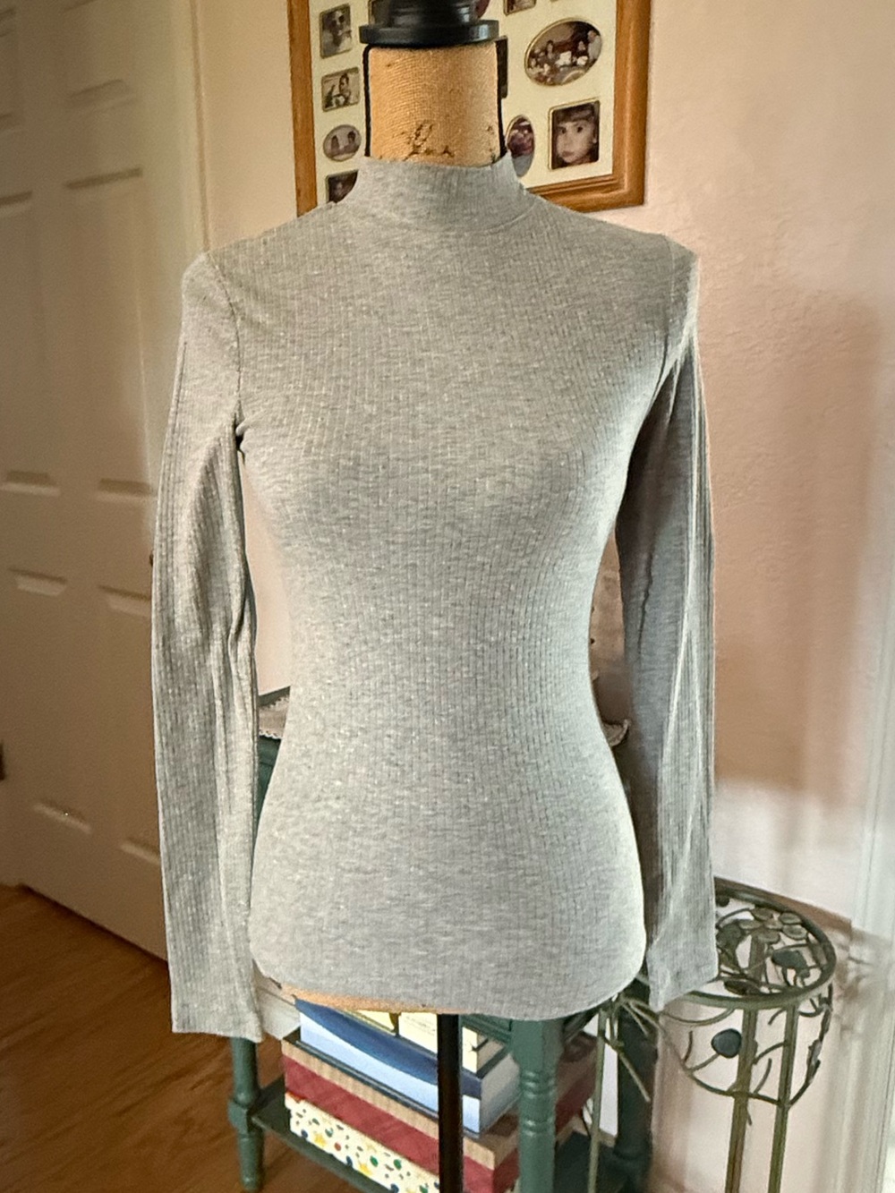 BP Ribbed Mock Neck Long-Sleeve Top - Heather Gray Size Small